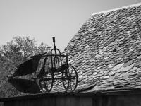 Ruchadlo na střeše v Bastide d'Aubrac